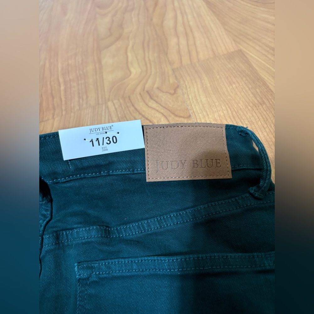Judy Blue Tummy Control Wide Leg Jeans Size 11 Teal Green High-Waisted Cropped - Picture 15 of 16